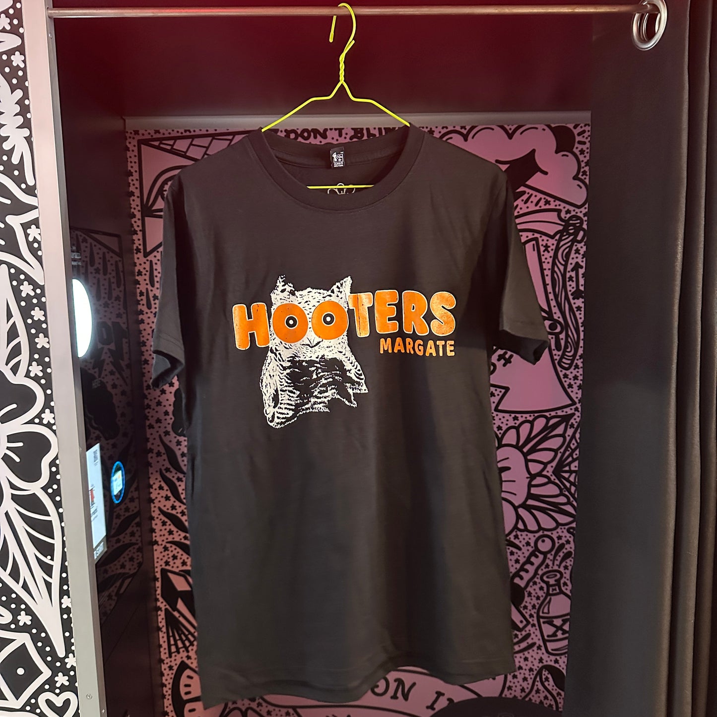 Hooters Margate T-Shirt Black